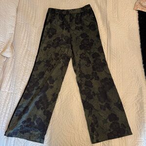 Floral Paisley Patterned Women's Pants